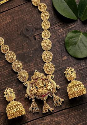 Golden Alloy Necklace Set