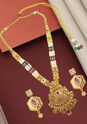Golden Alloy Necklace Set