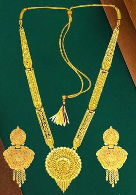Golden Alloy Necklace Set