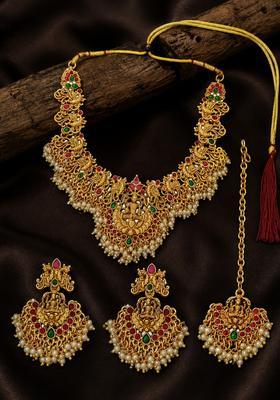 Golden Alloy Necklace Set