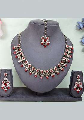 Red Alloy American Diamonds And Stone Necklace Set