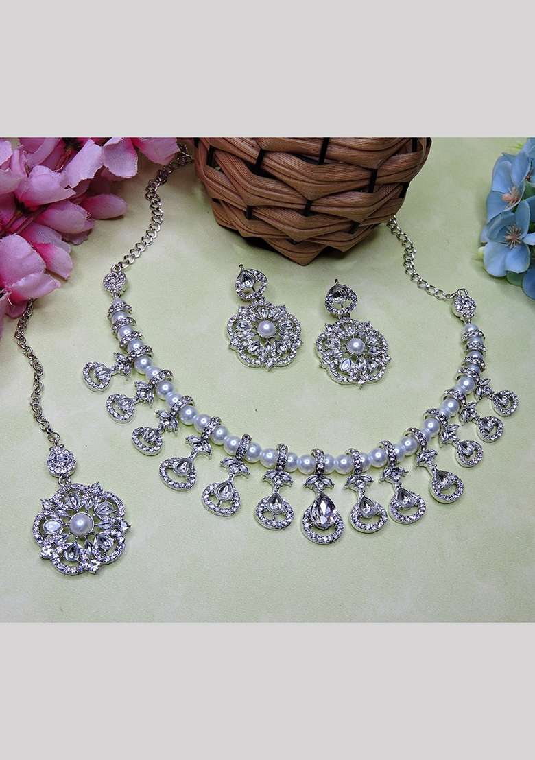 White Alloy American Diamonds And Stone Necklace Set - Indya