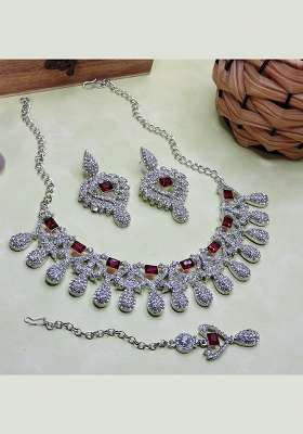 Maroon Alloy American Diamonds And Stone Necklace Set