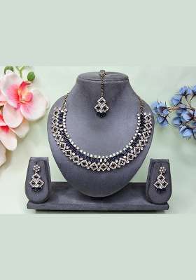 Blue Alloy American Diamonds and Stone Necklace Set