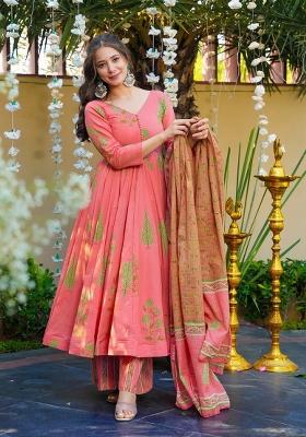 Peach Printed Muslin Kurta Set