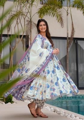 Dark White Printed Muslin Kurta Set