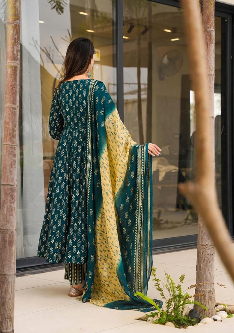 Dark Green Printed Muslin Kurta Set - Indya