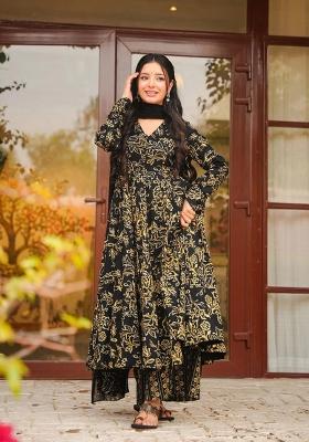 Navy Blue Printed Muslin Kurta Set