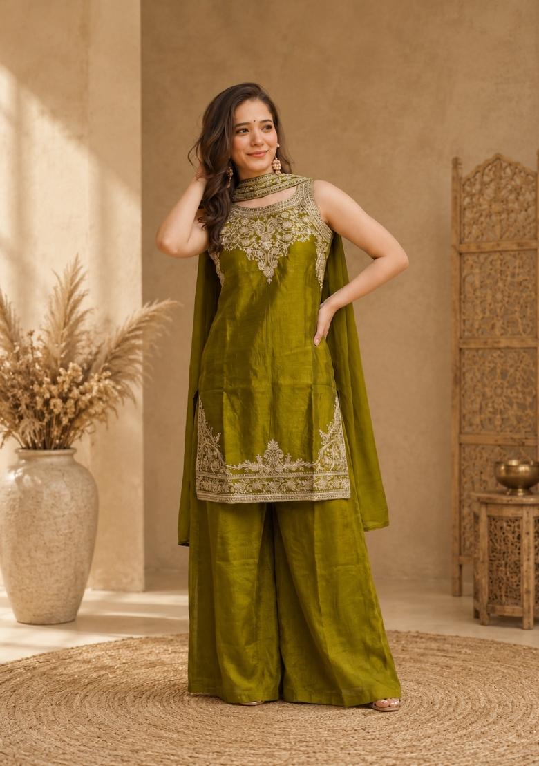 Yellow Embroidered Fendi Kurta Set - Indya