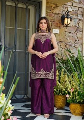 Purple Embroidered Fendi Kurta Set