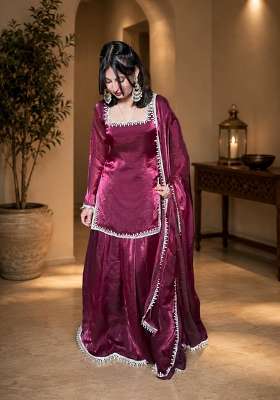 Maroon Embroidered Fendi Kurta Set