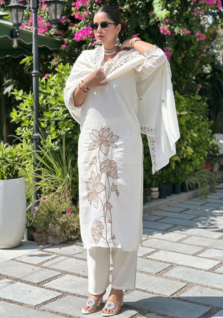 Off White Embroidered Silk Kurta Set - Indya
