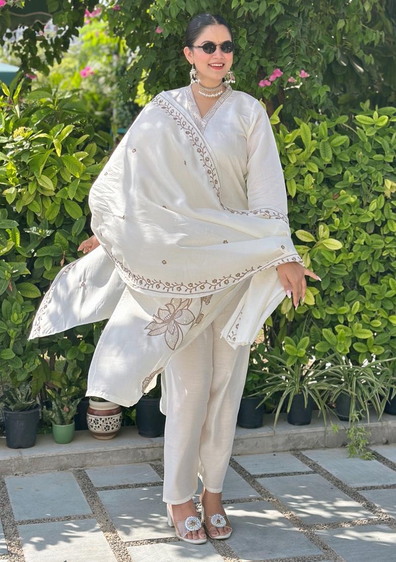Off White Embroidered Silk Kurta Set - Indya