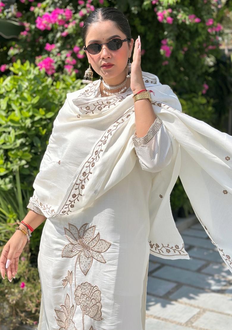 Off White Embroidered Silk Kurta Set - Indya