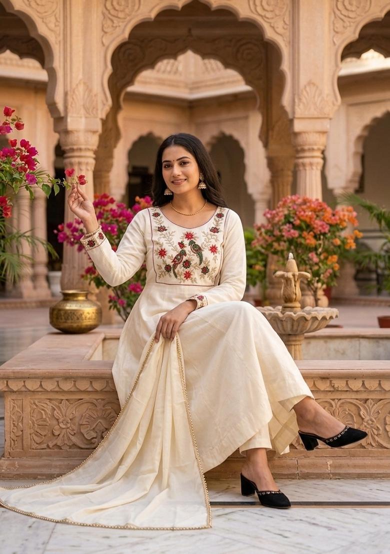 White Embroidery Silk Kurta Set - Indya