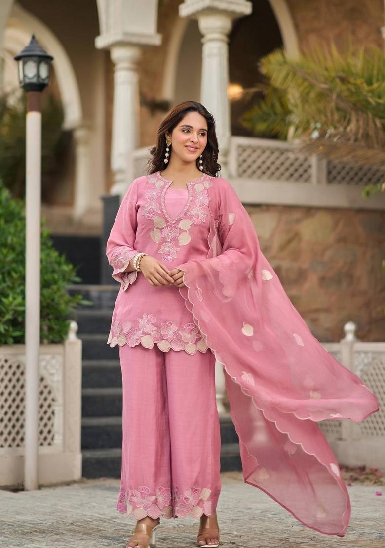 Pink Embroidery Satin Kurta Set - Indya