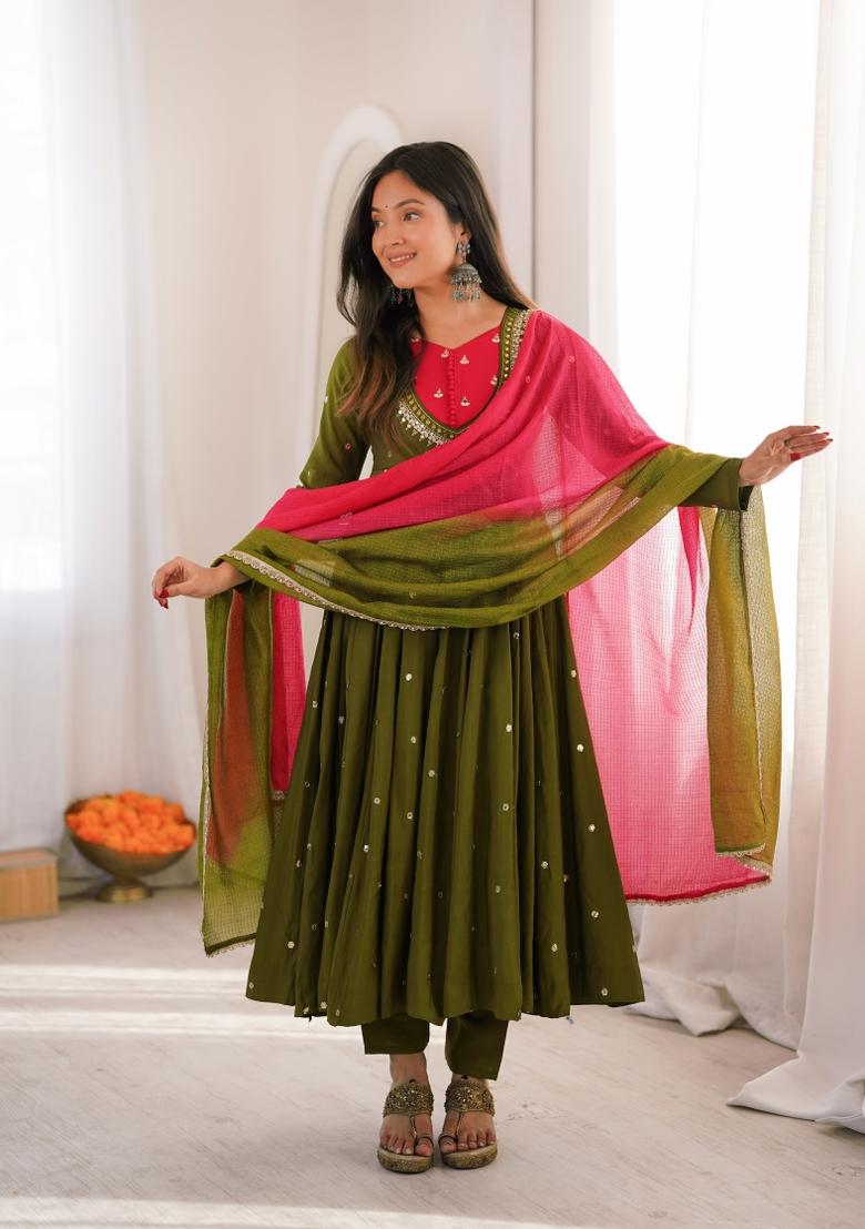 Mehendi Green Embroidery Silk Kurta Set - Indya