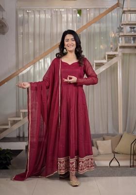 Pink Embroidery Silk Kurta Set