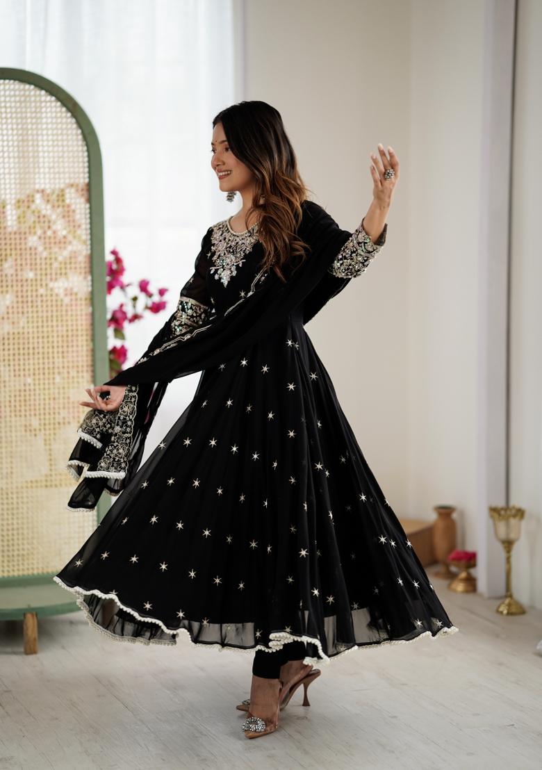Black Embroidery Faux Blooming Kurta Set - Indya