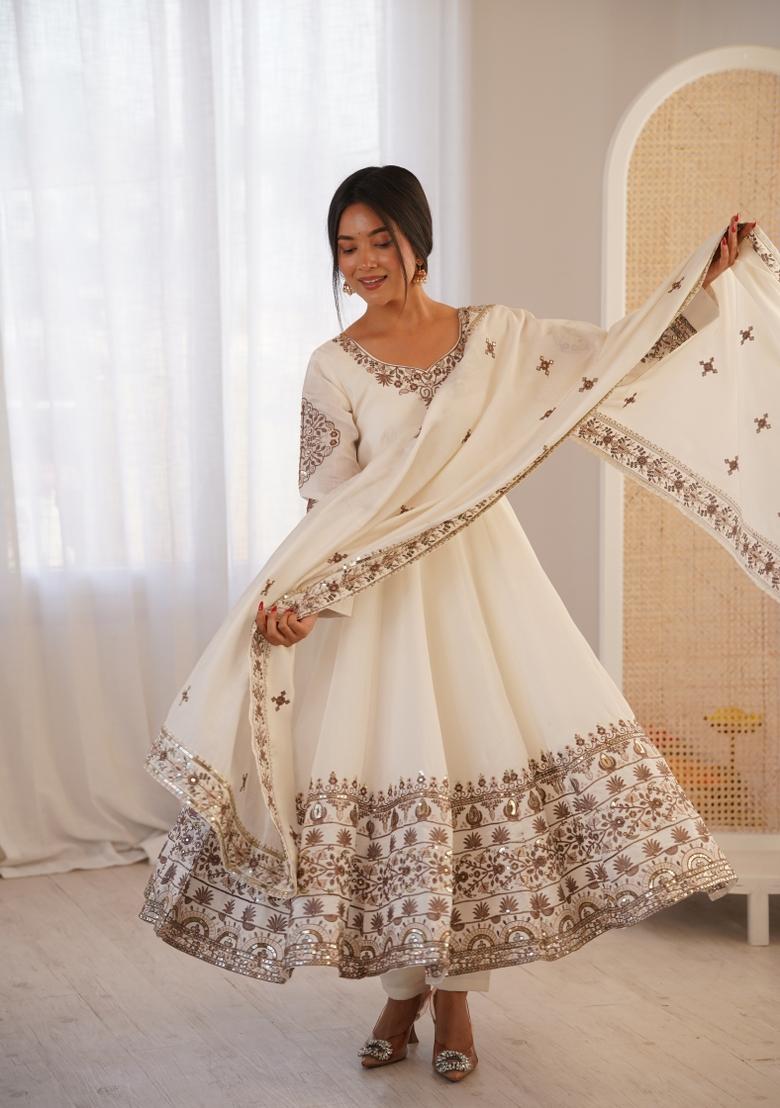 White Embroidery Silk Kurta Set - Indya