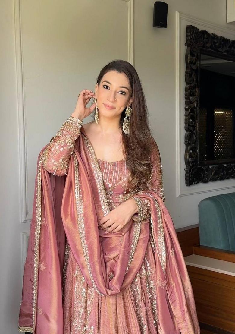 Pink Embroidery Silk Kurta Set - Indya