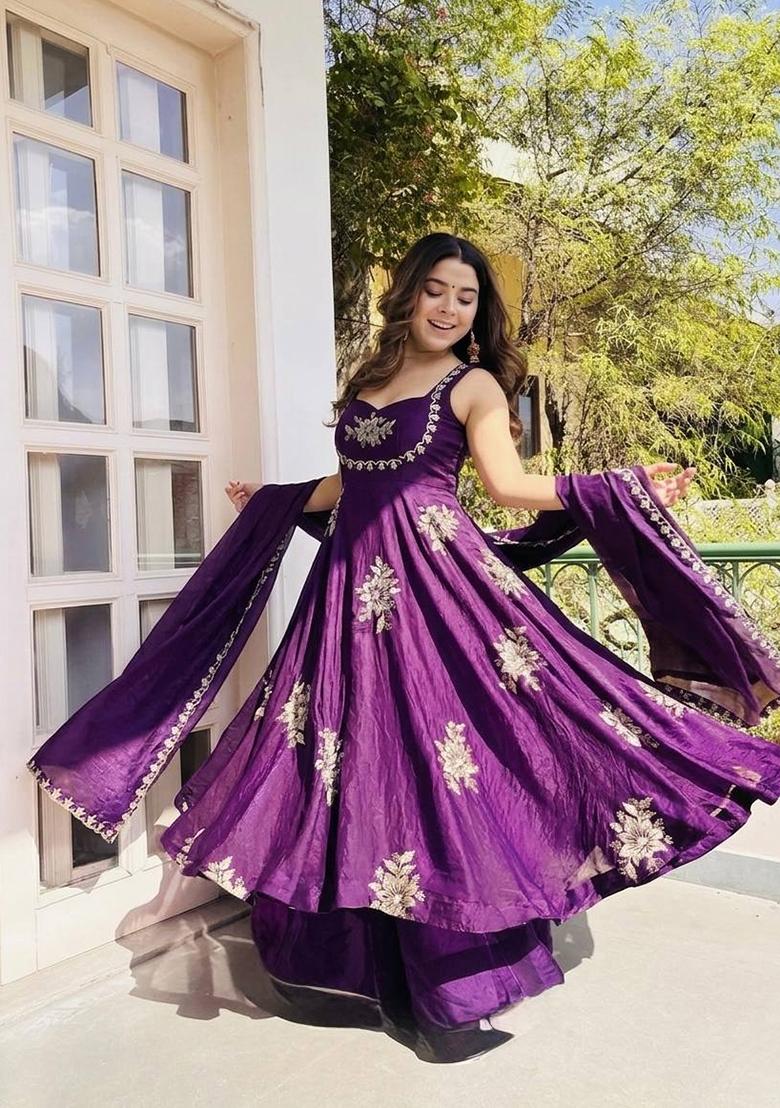 Purple Embroidery Silk Kurta Set - Indya