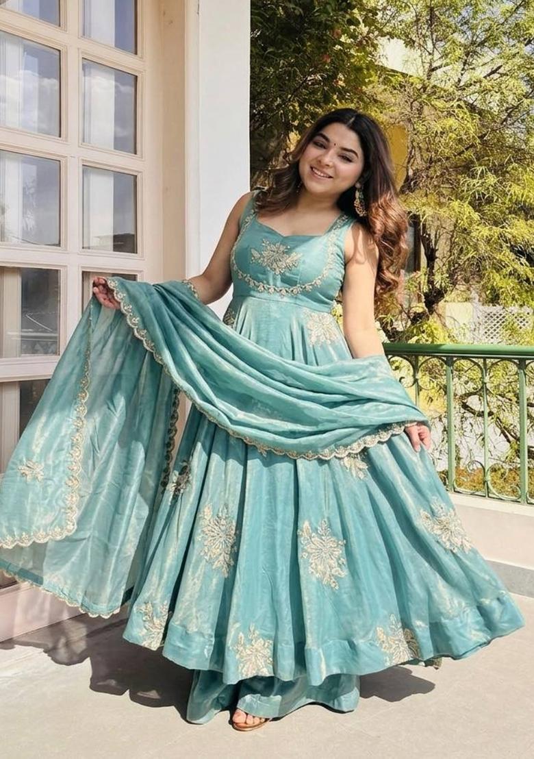 Sky Blue Embroidery Silk Kurta Set - Indya