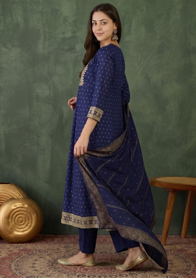 Blue Embroidery Silk Kurta Set - Indya