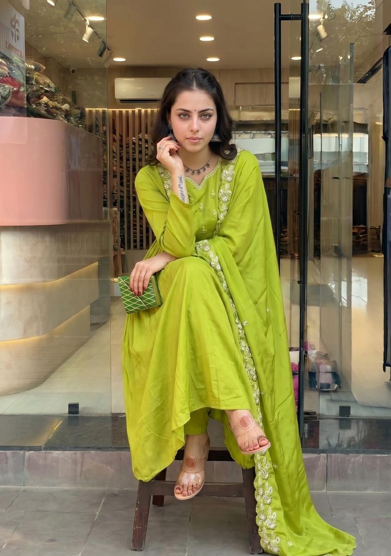Lemon Embroidery Chinon Kurta Set - Indya