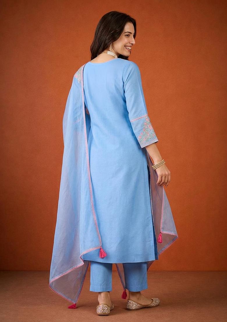 Sky Blue Embroidery Silk Kurta Set - Indya