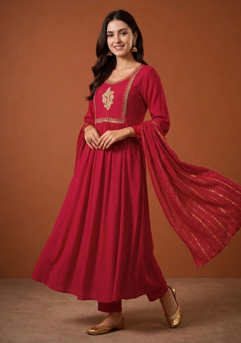Red Embroidery Silk Kurta Set - Indya