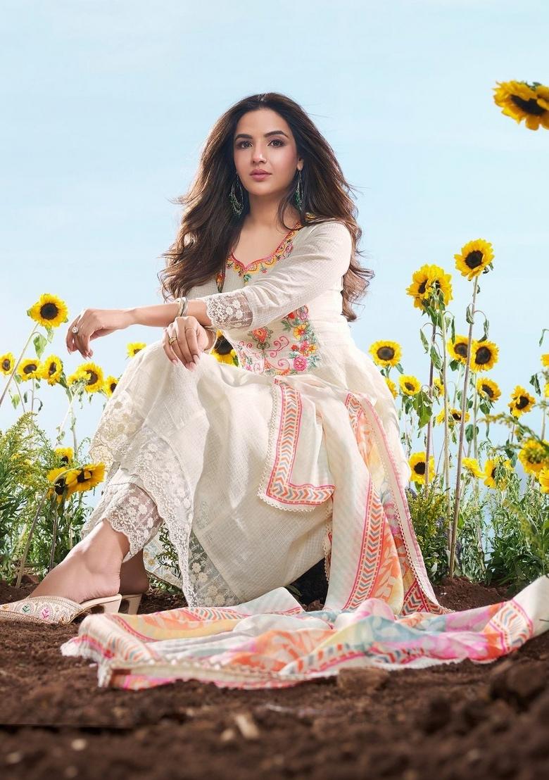 Off White Embroidery Cotton Kurta Set - Indya