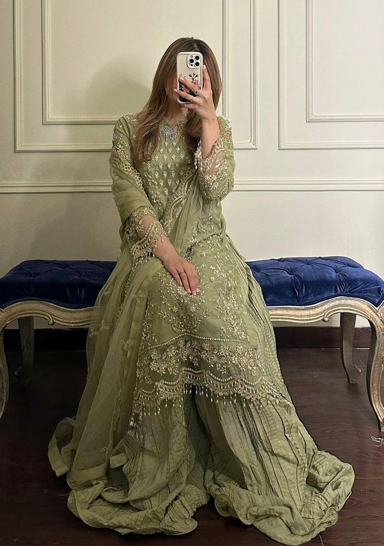 Green Embroidery Georgette Kurta Set - Indya
