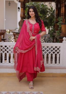 Pink Embroidery Chanderi Kurta Set