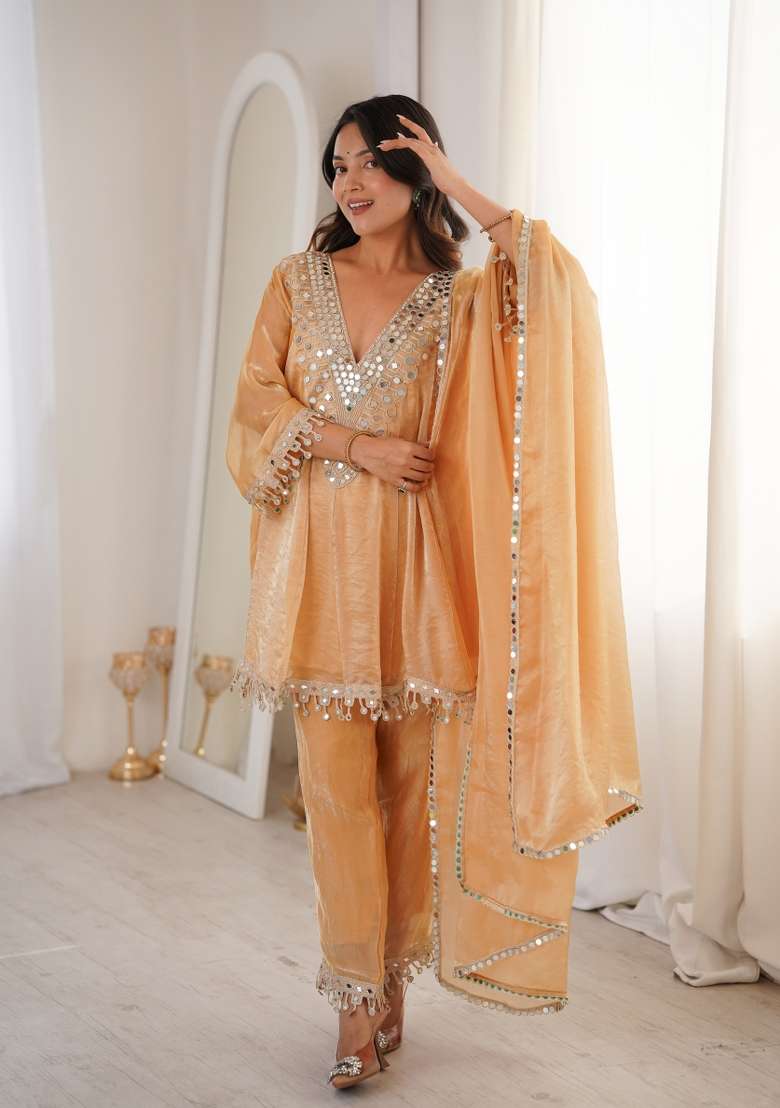 Chiku Embroidery Fendi Kurta Set - Indya