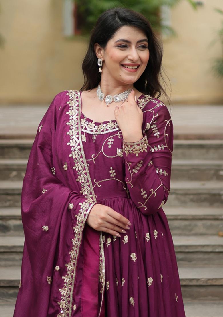 Wine Embroidery Chinon Kurta Set - Indya