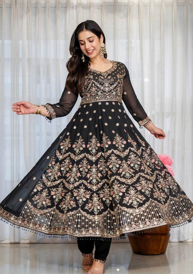 Black Embroidery Faux Blooming Kurta Set - Indya