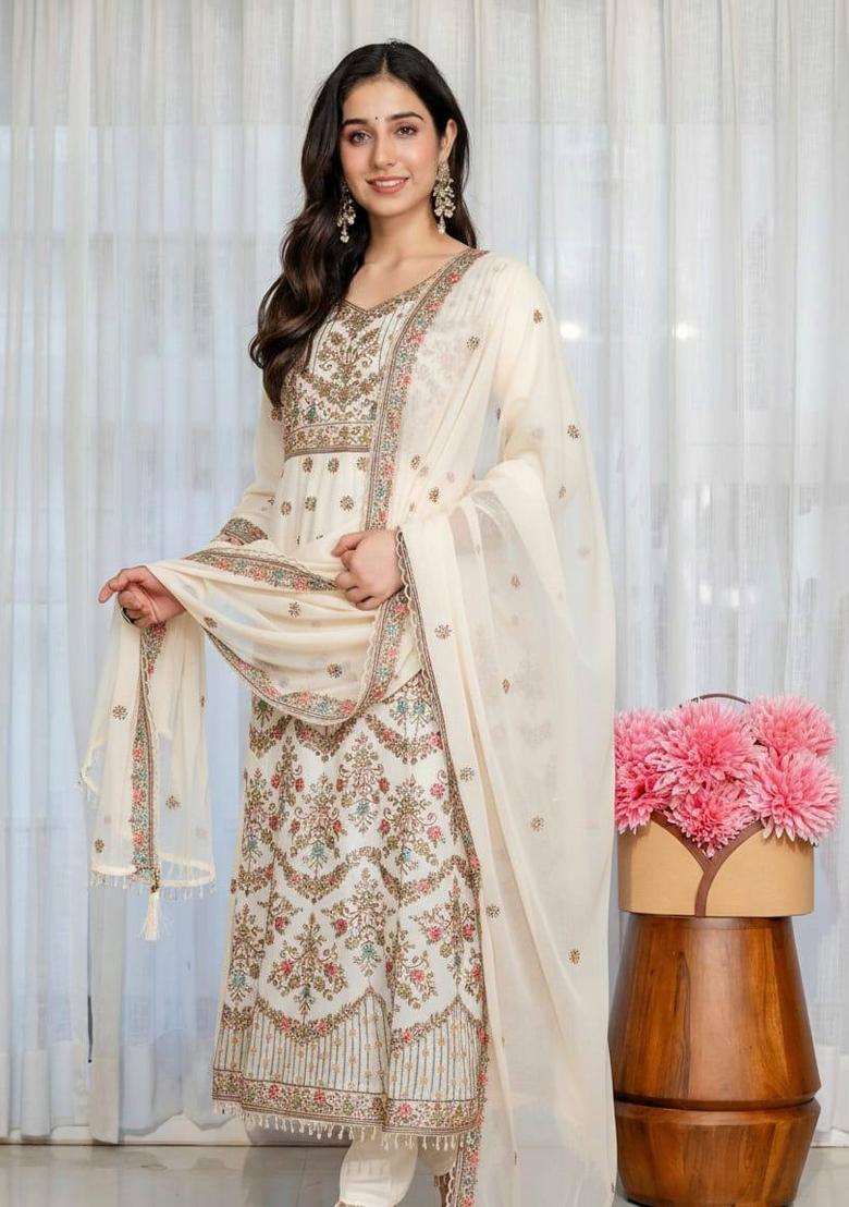 Off White Embroidery Faux Blooming Kurta Set - Indya