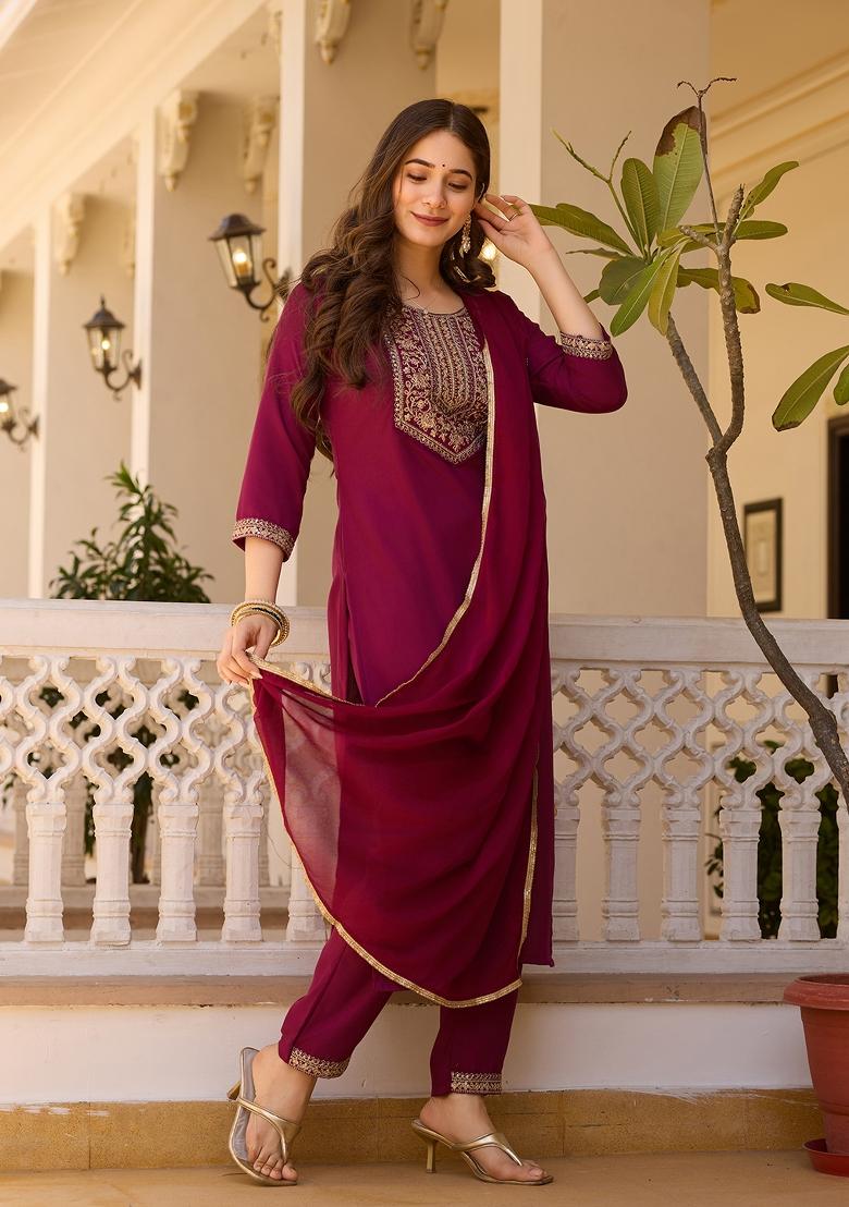 Maroon Sequin Work Rayon Kurta Set - Indya