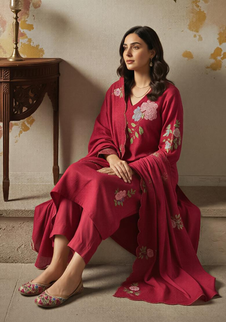 Red Sequin Work Silk Kurta Set - Indya