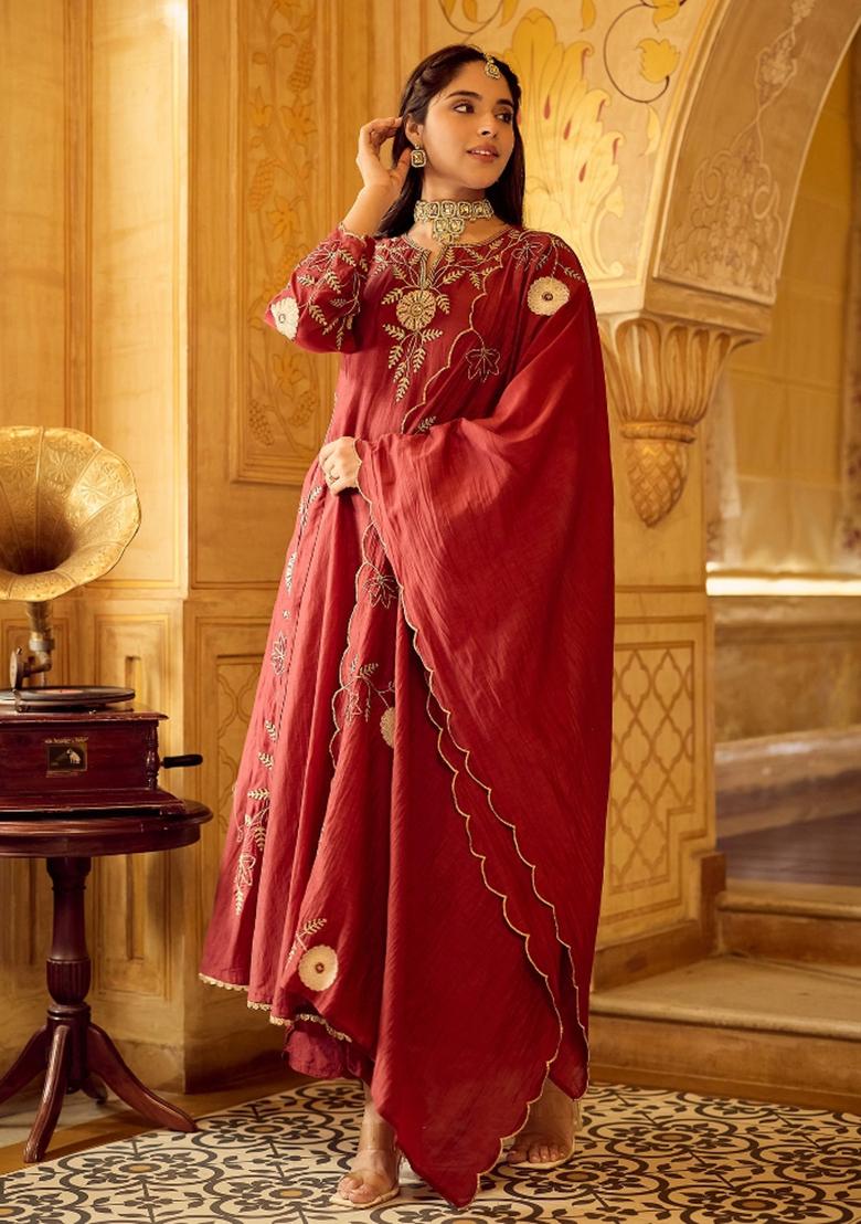 Red Sequin Work Silk Kurta Set - Indya