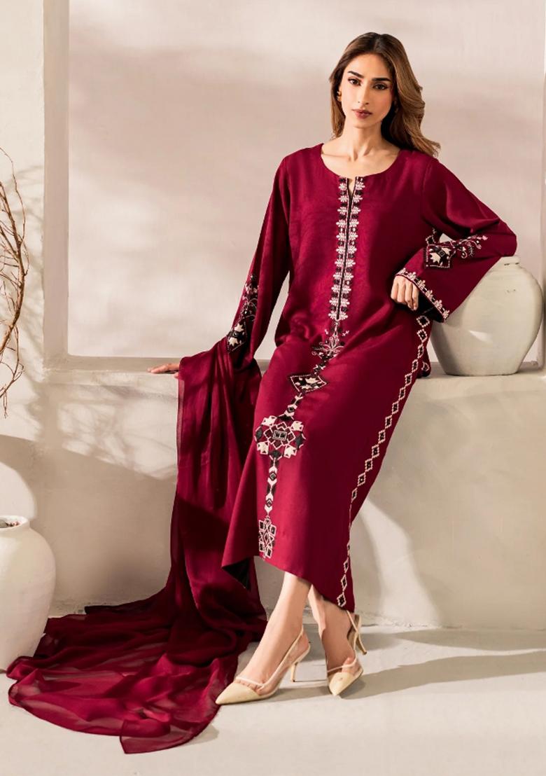 Red Sequin Work Silk Kurta Set - Indya