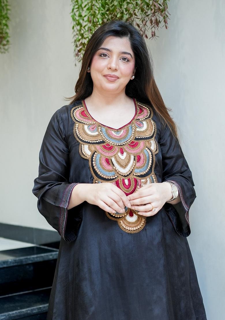 Black Sequin Work Silk Kurta Set - Indya
