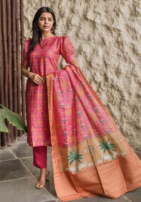 Pink Floral Print Crepe Kurta Set