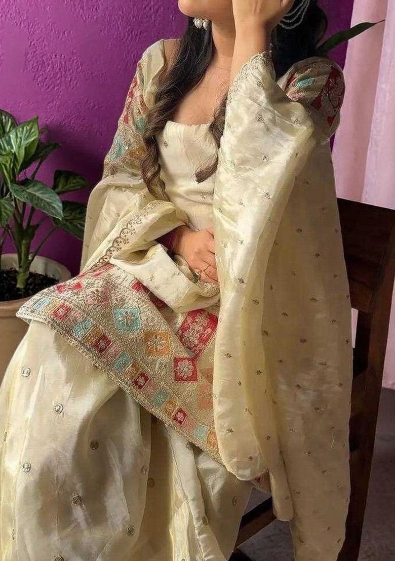 Cream Sequin Work Chinon Kurta Set - Indya