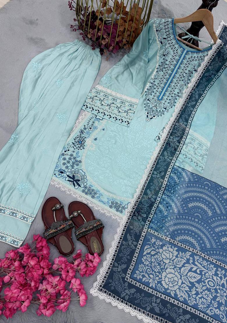 Blue embroidered Rayon Kurta Set - Indya