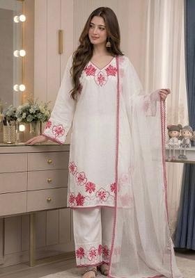 White embroidered Rayon Kurta Set