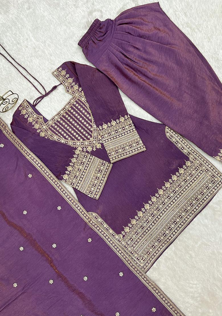 Lavender embroidered Silk Kurta Set - Indya