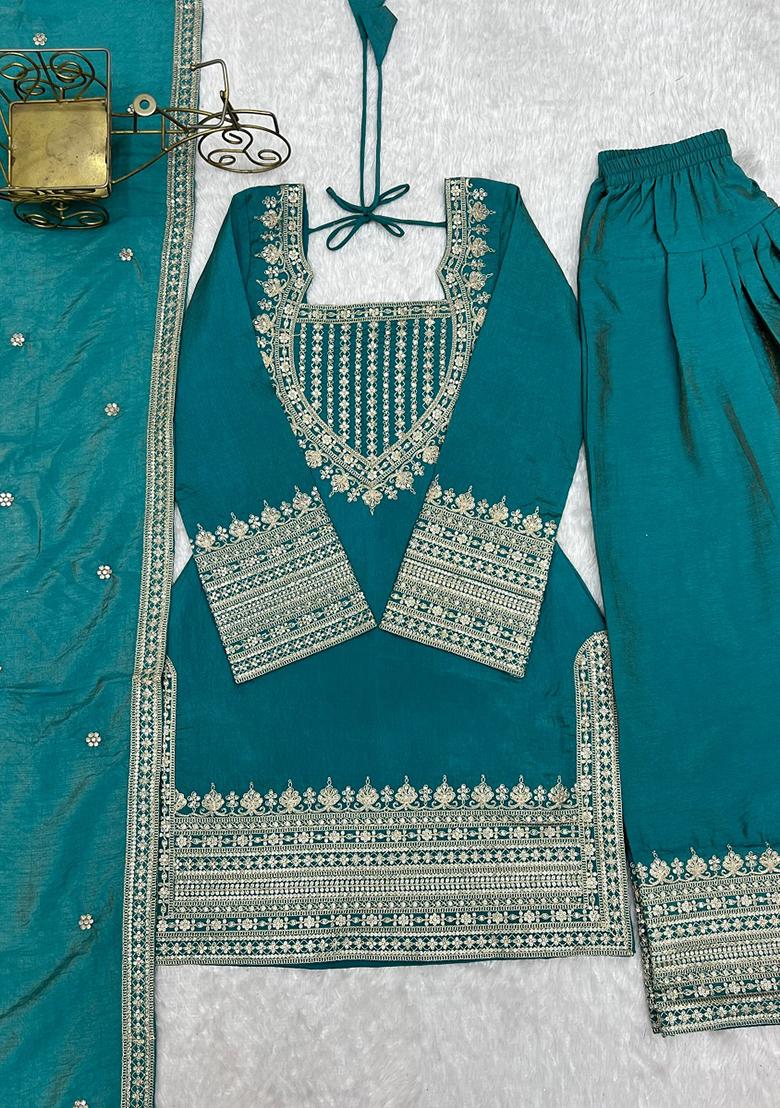 Teal Green embroidered Silk Kurta Set - Indya