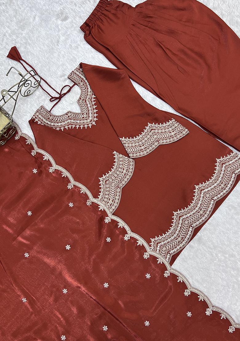 Orange embroidered Silk Kurta Set - Indya